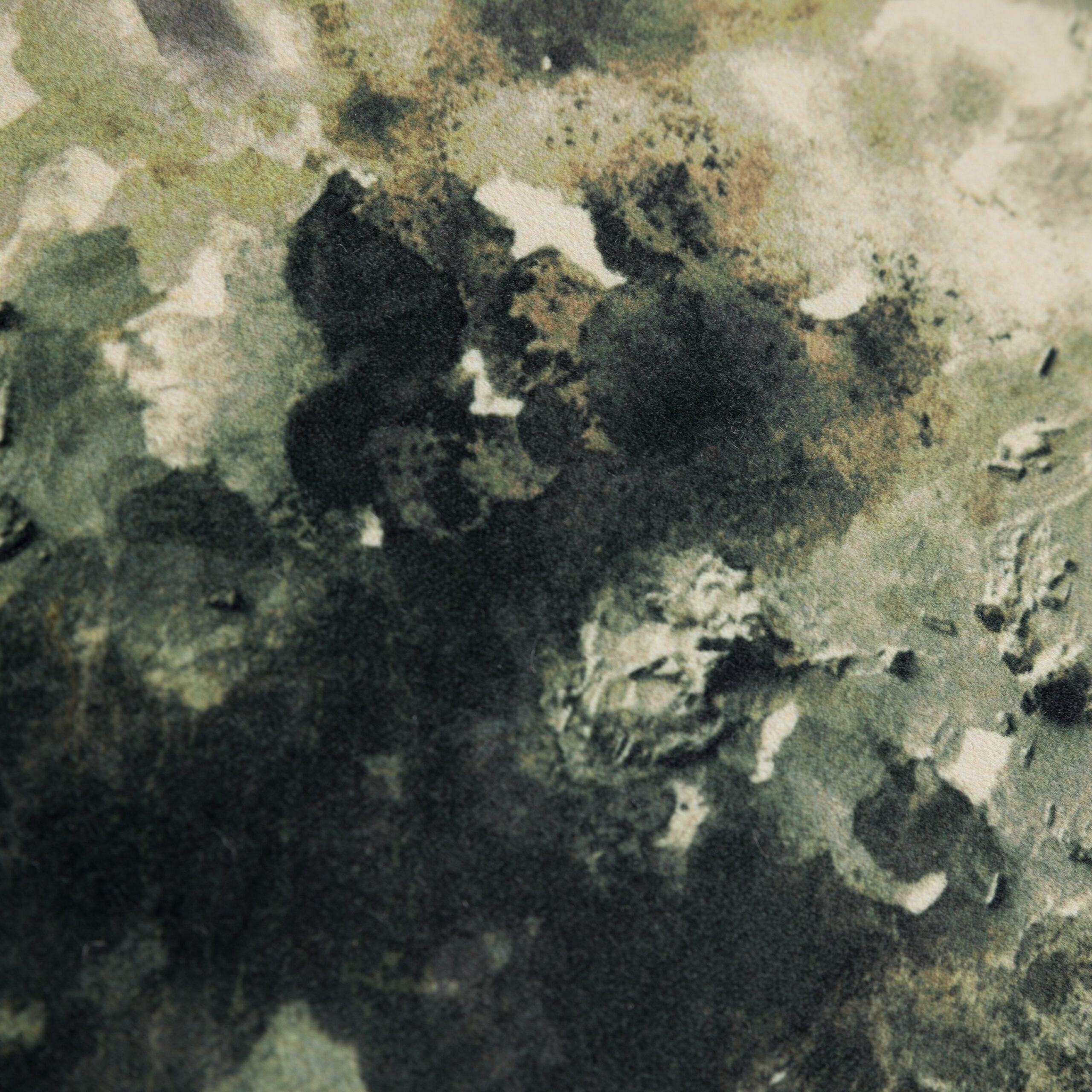 3CT1570A_3_Bryn_43x43cm_Green_Closeup