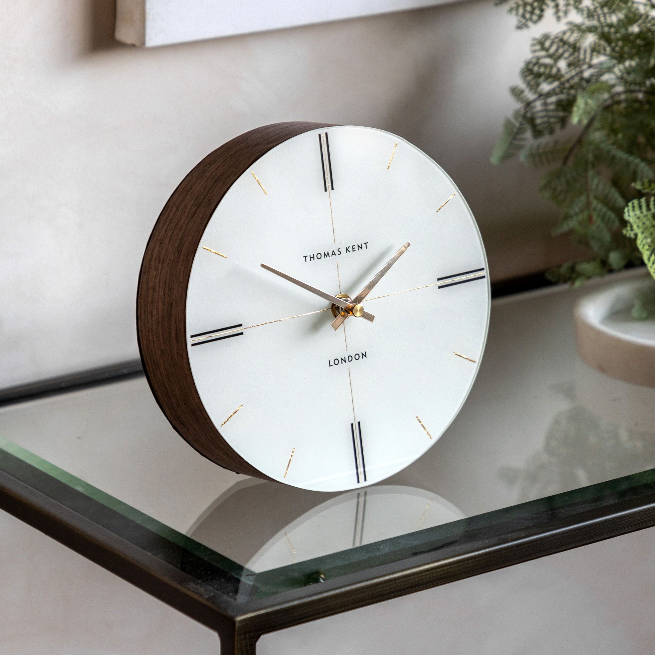 bodhi-accessories-greenwich-mantel-clock-dark-walnut-8-inches-house-of-isabella-uk-1221658760_20c05d30-5ecf-412b-9c4c-0a698afe6295
